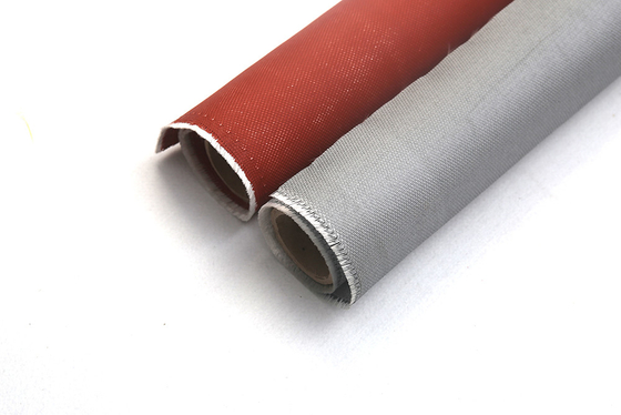 PU कोटेड फाइबरग्लास फ़ैब्रिक 0.8mm 850gsm टिकाऊ वेल्डिंग प्रोटेक्शन और स्मोक कर्टन
