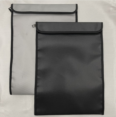 सिल्वर फायरप्रूफ फाइल बैग नॉन इरिटेटिंग फाइबरग्लास 1000℉ 17x27cm